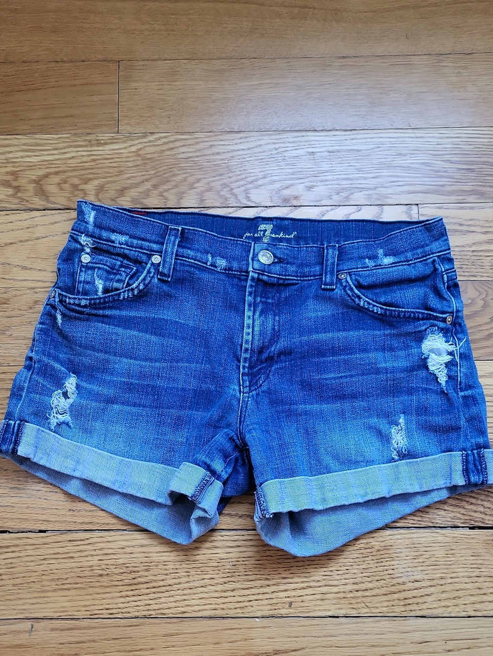 ☀️[26]7 For All Mankind Rolled Hem Shorts